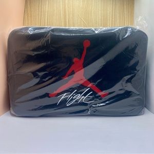 COPY - Nike Jordan Shoebox Bag Black/Red 9B0388-KG5